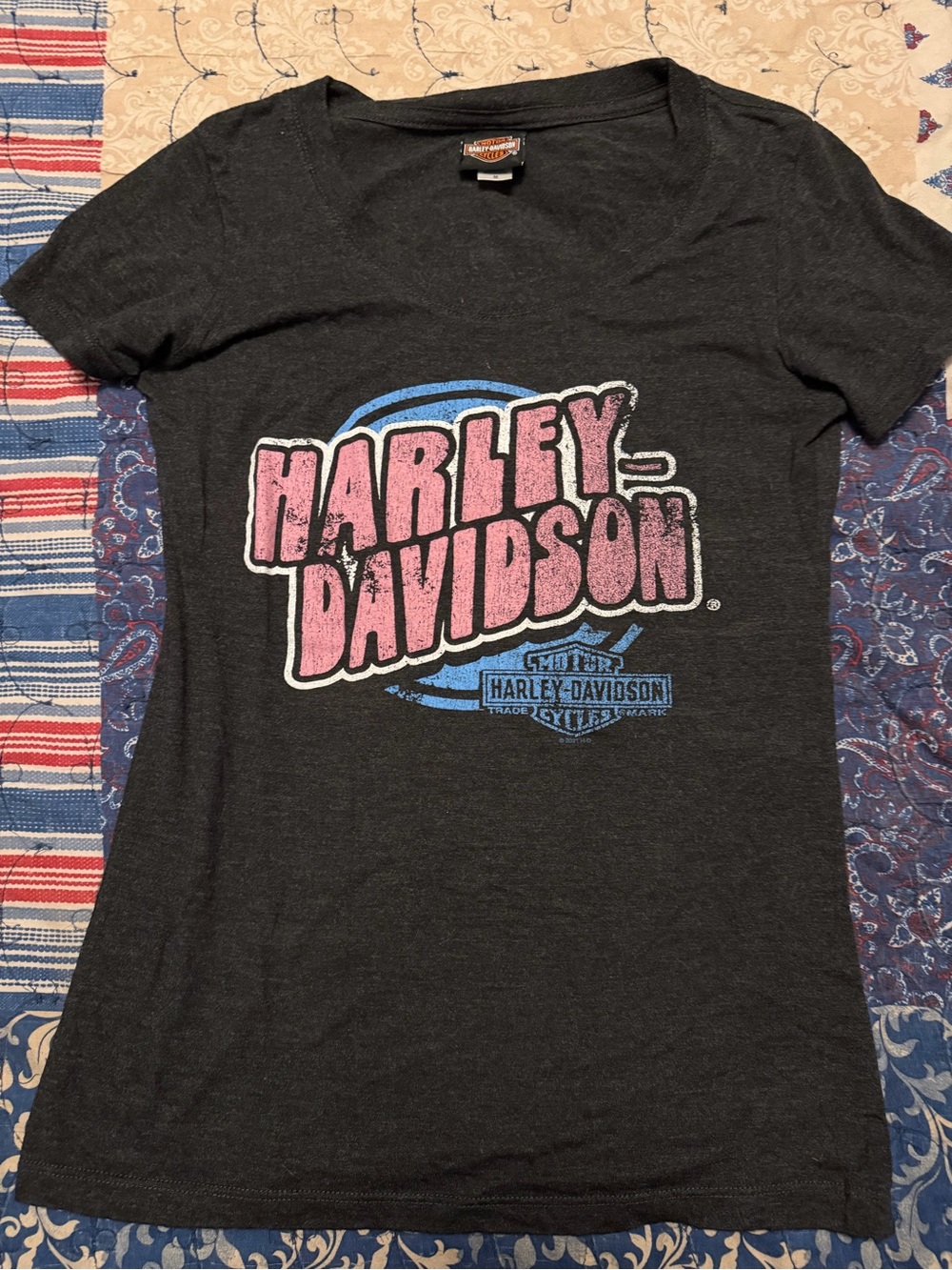 Women's Slim Black t-shirt